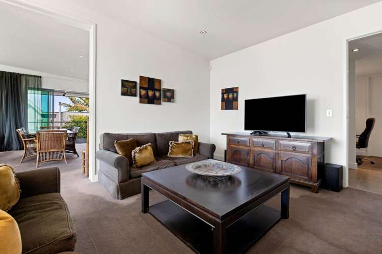 2/11 Taranaki Road Kohimarama_17