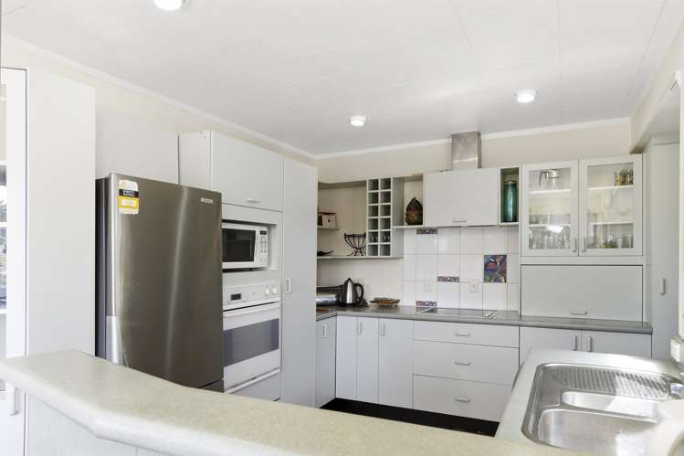 1119 Papamoa Beach Road Papamoa_9