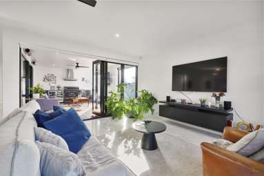 56 Beachvale Drive_1