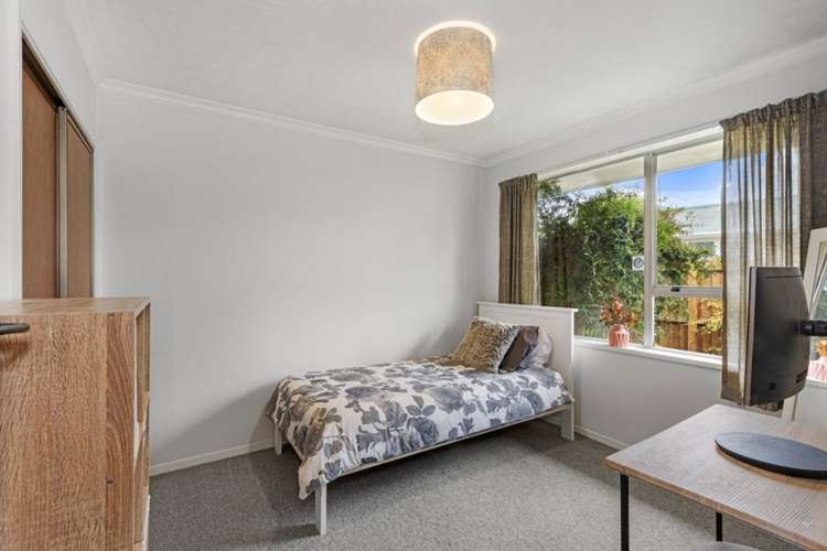 2/596 Cashel Street Linwood_9