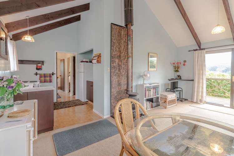 12 Percy Street Akaroa_5