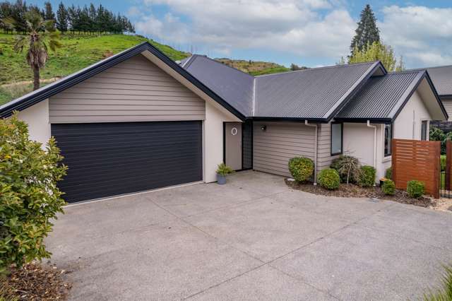 42 Sunningdale Drive Stoke_2