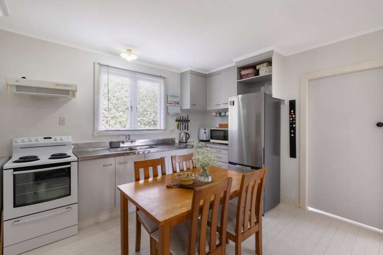 32 Bellevue Road Brookfield_5