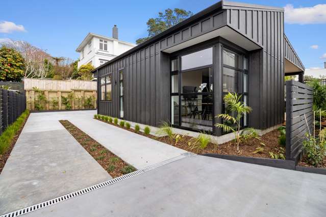 BRAND-NEW STYLE, BOUTIQUE LIVING