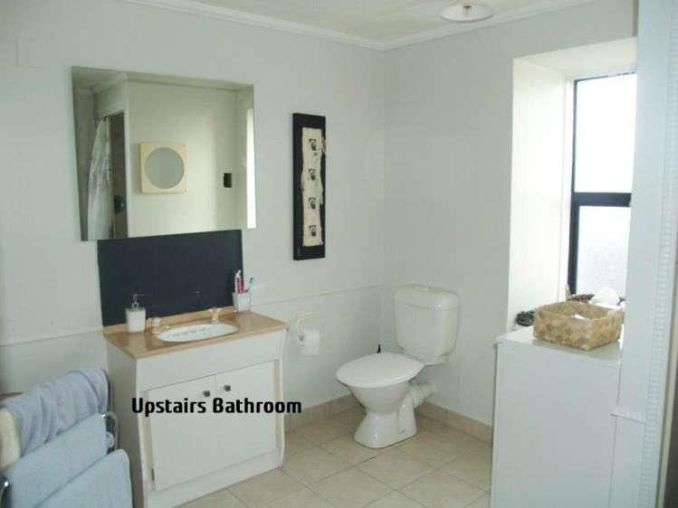 22 Koromiko Street Otaki Beach_13