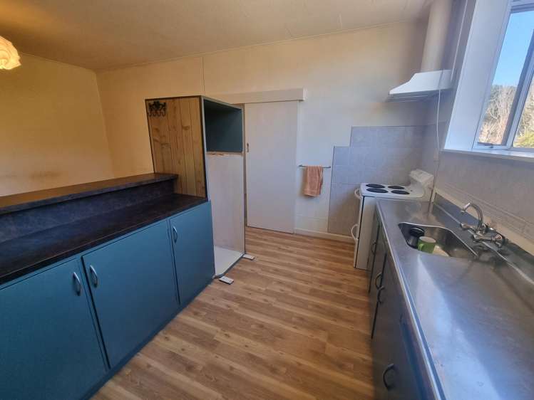 10747 Route 52 Pongaroa_10