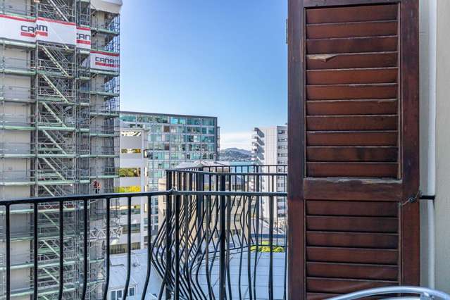 10J/23 Emily Place City Centre_4
