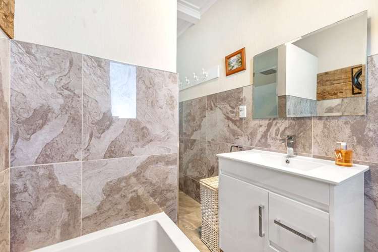 56 Waihi Road Hawera_3