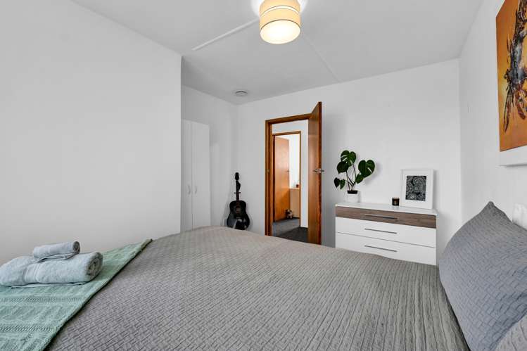 28 Terou Street Manaia_16