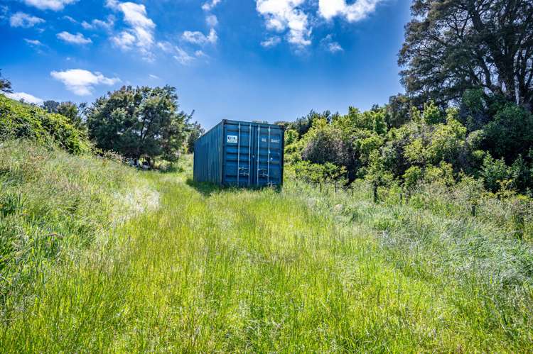 36 Cemetery Road Wainui_14