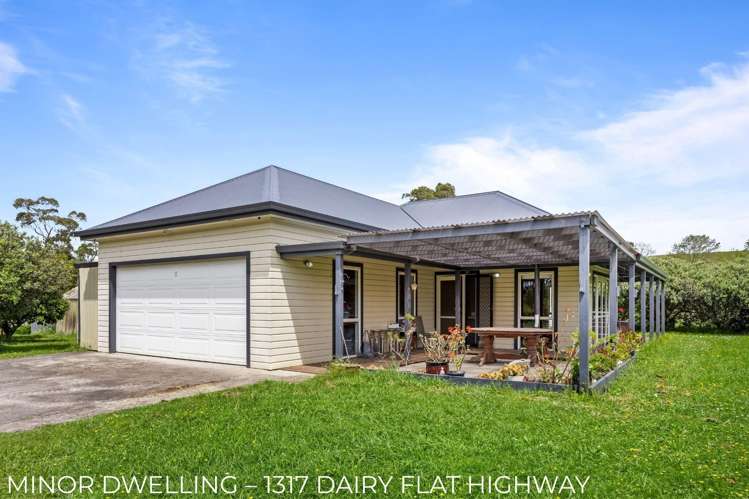 1317 and 1319 Dairy Flat Highway Dairy Flat_10