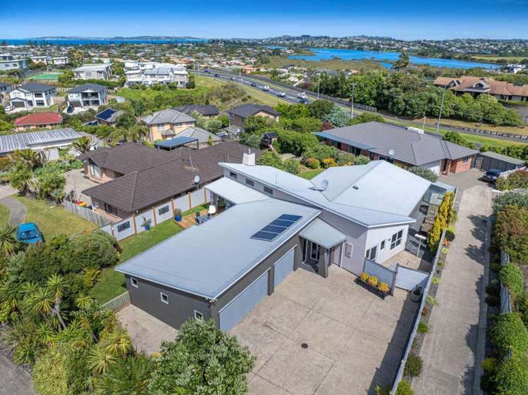 10 Bayview Park Lane Orewa_23