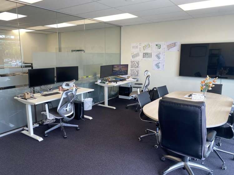 F1, 4  Antares Place Rosedale_5