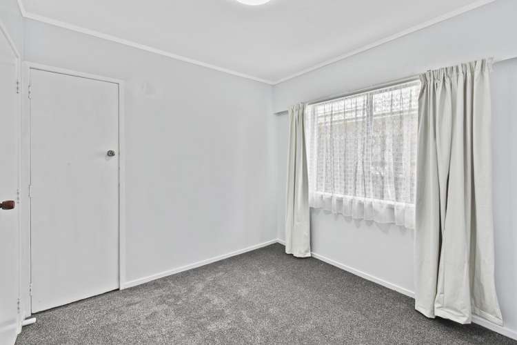 2/16 Churchill Avenue Manurewa_6