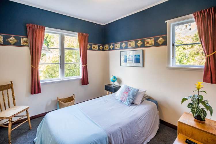 2 Elphinstone Avenue Strathmore Park_6