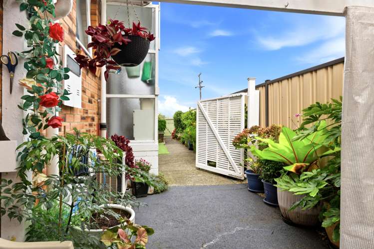 1377A Dominion Road Extension Mount Roskill_19