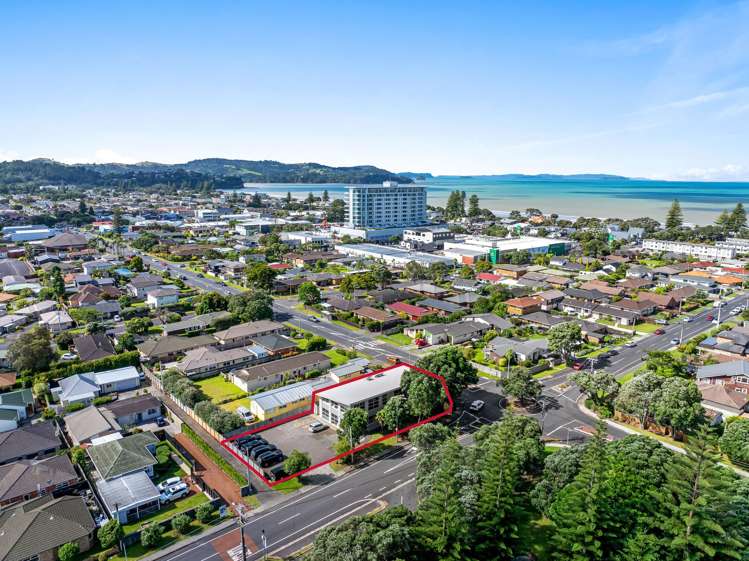 154 Centreway Road Orewa_2