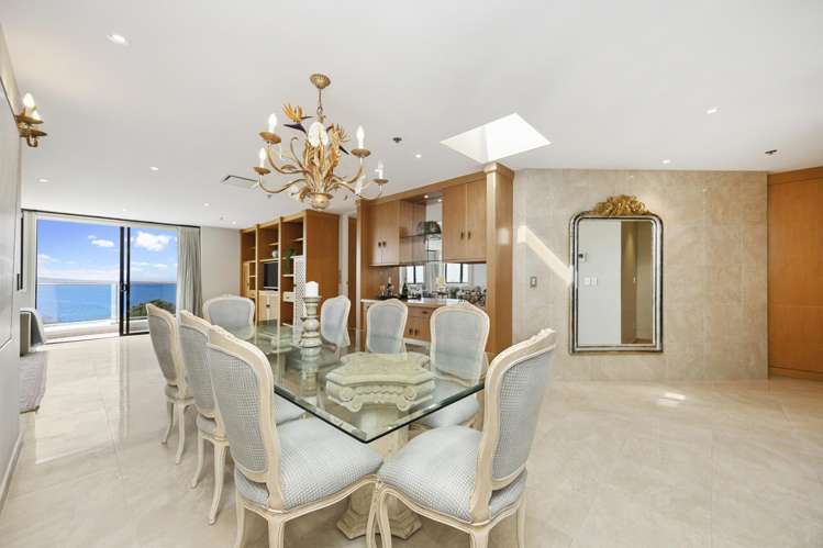 6b/173 Hurstmere Road Takapuna_11