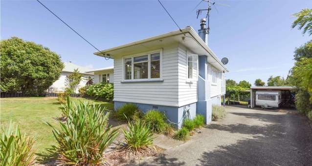 Charming 3-Bedroom Home in Annesbrook