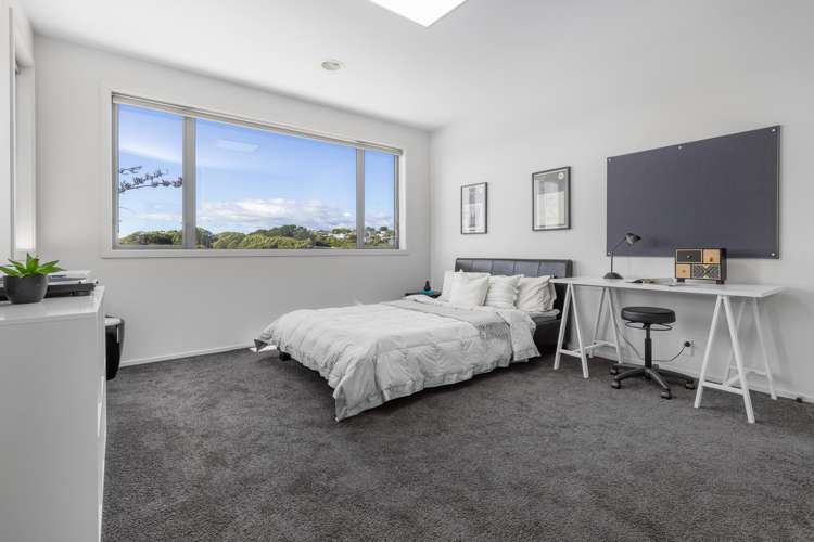 22 Milford Street Aotea_23