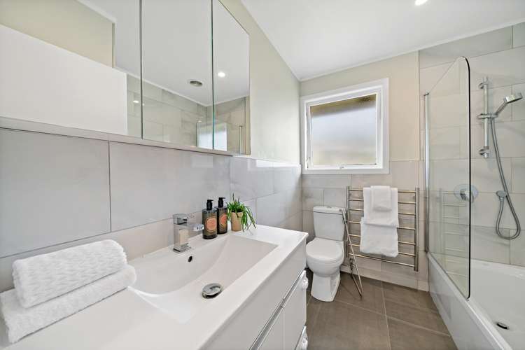 1/6 Mcdonald Crescent Mount Wellington_8