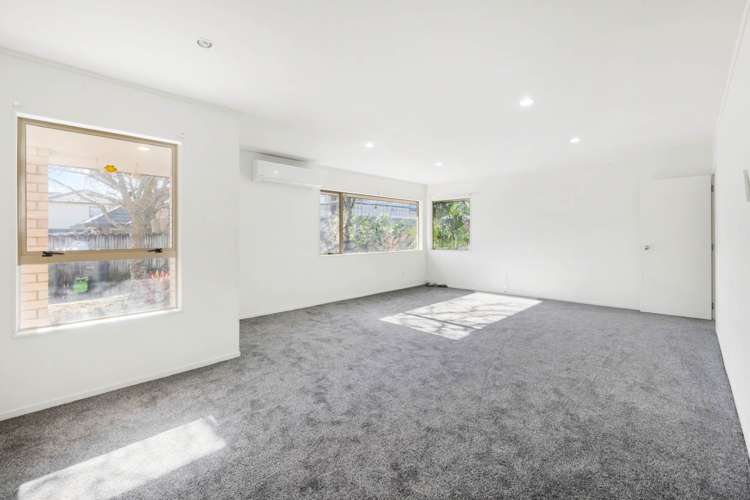 8 Enuamanu Road Favona_9