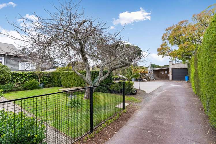1048 Great North Road Point Chevalier_13