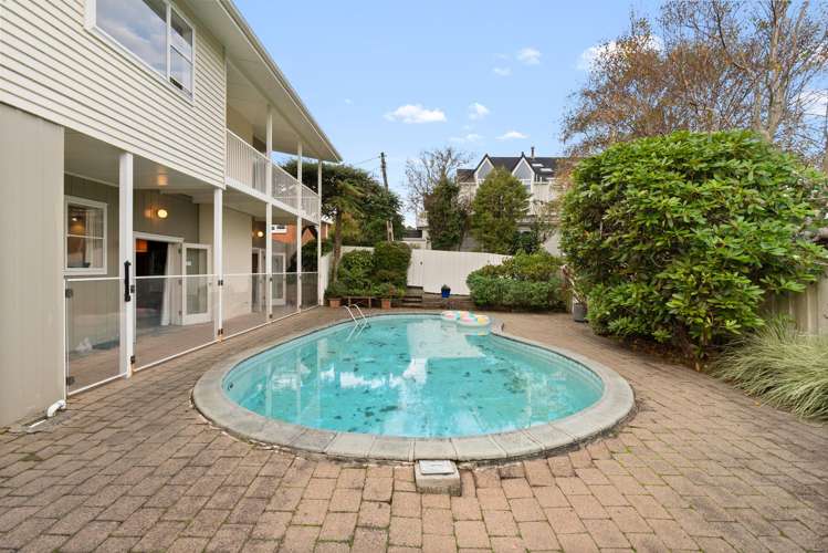 31a Simla Crescent Khandallah_17