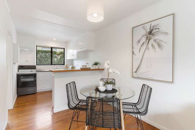 2/4 Shackleton Road Mount Eden_6