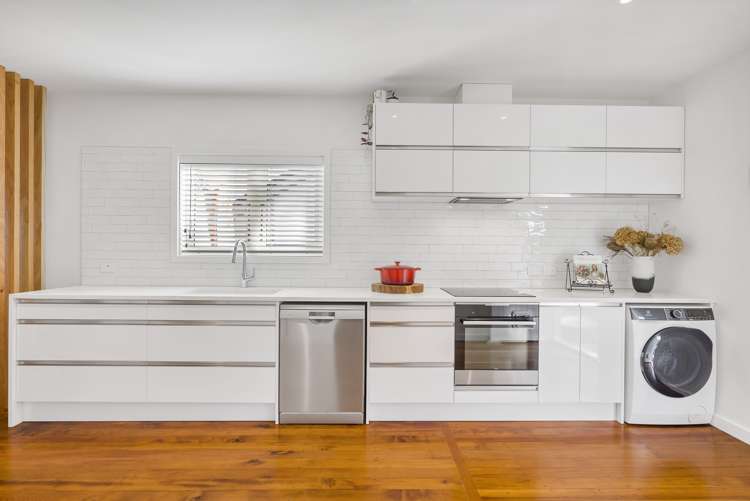 2/24 Francis Street Hauraki_6