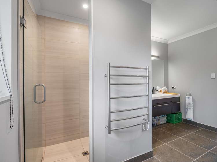 8 Devine Drive Rolleston_35