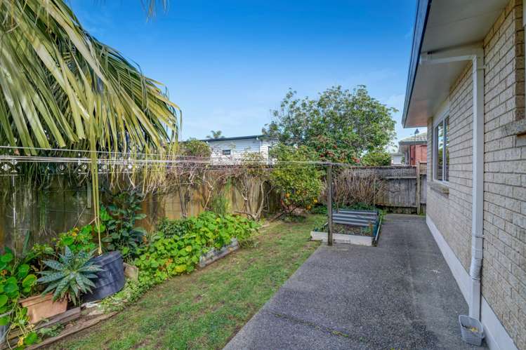 9 Dan Tori Place Orewa_21