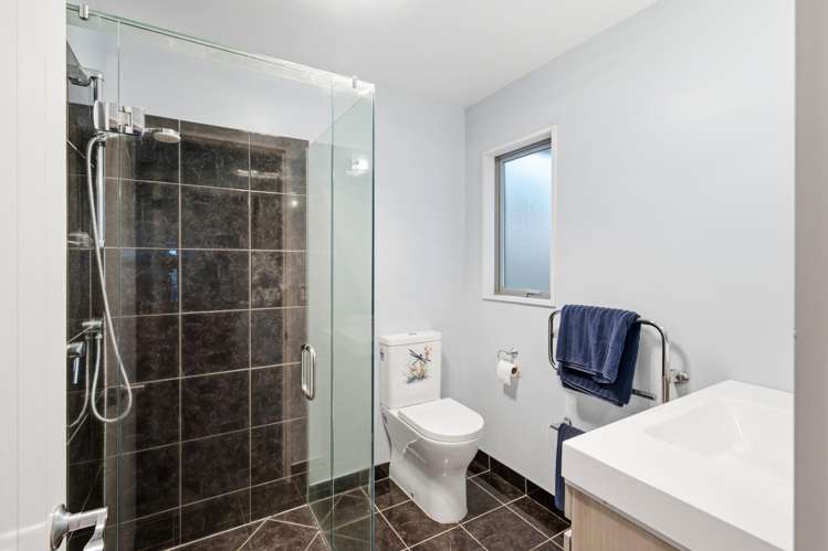 41 Overbury Crescent Rolleston_11