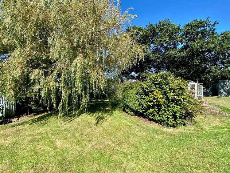 11 Macandrew Street Owaka_10