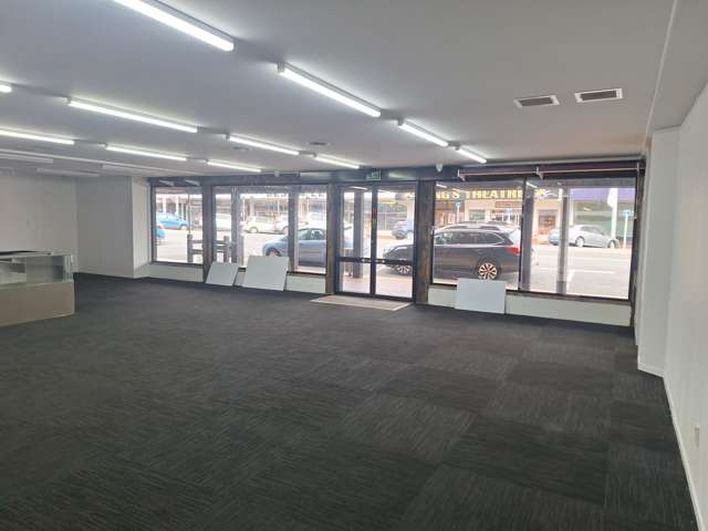 212 Broadway Stratford_2