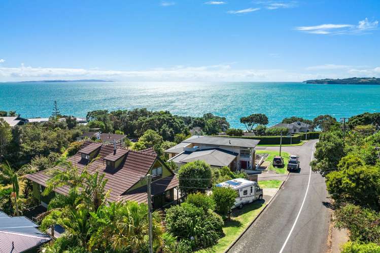 12 Cooper Road Stanmore Bay_24