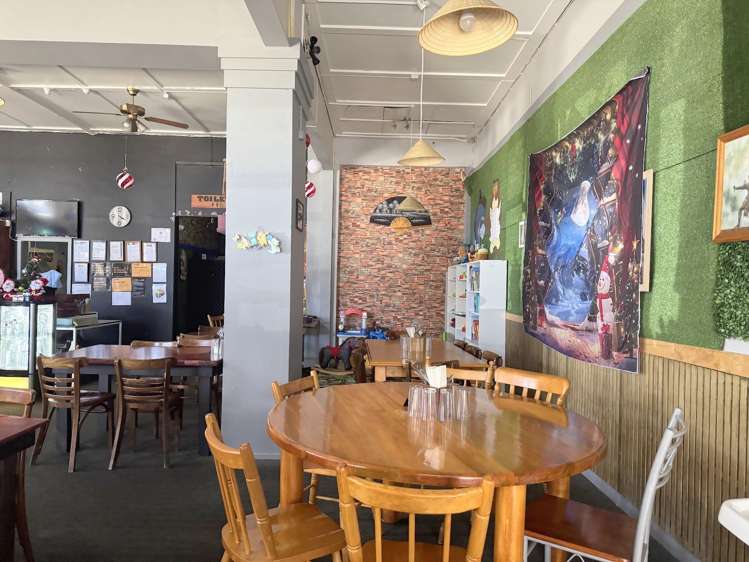 2 Barraud Street Dannevirke_14