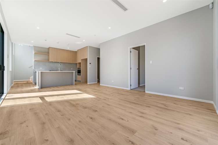 36 Whakairo Crescent Gulf Harbour_11