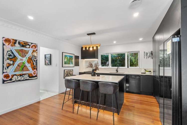 31 Valley Road Titirangi_6