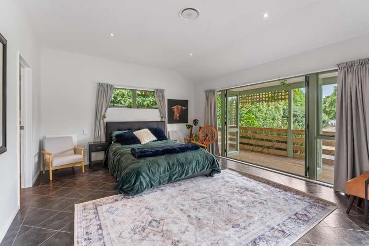 359A Kuku East Road Manakau_26