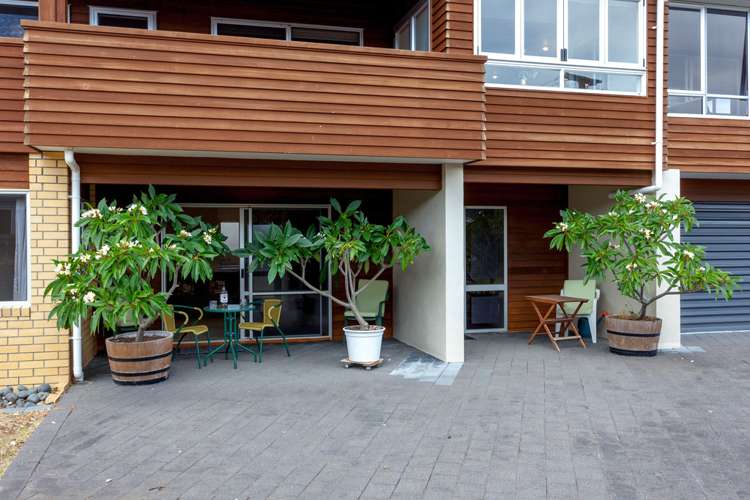 100 Bond Street Whangamata_17