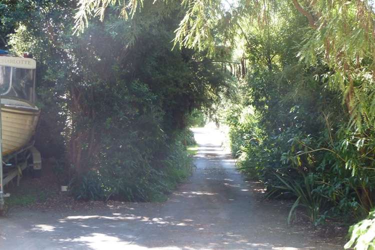 30 Mccormicks Road Whatamango Bay_5