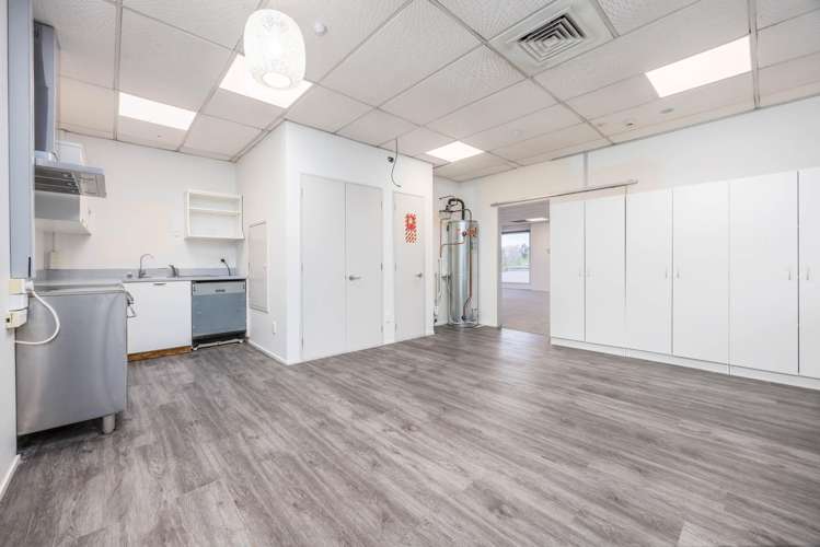 3A/121-123 Beach Road Auckland Central_10