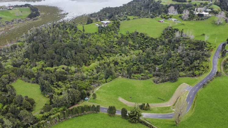 139 Paparoa Road Wainui_7