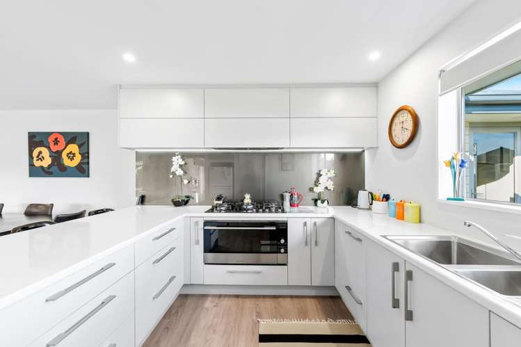 16 Cassini Place_3