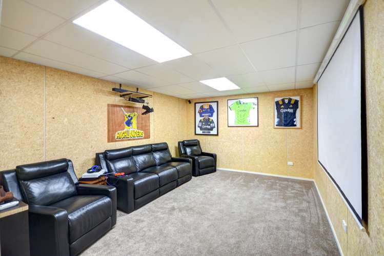 7 Highgrove Saint Clair_15