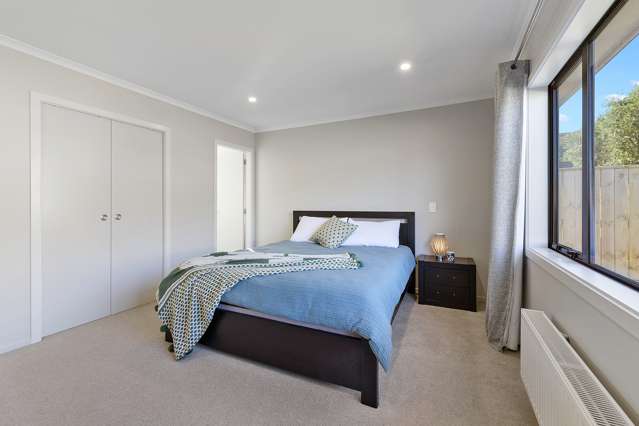 29 Henrietta Maxwell Grove Wainuiomata_4