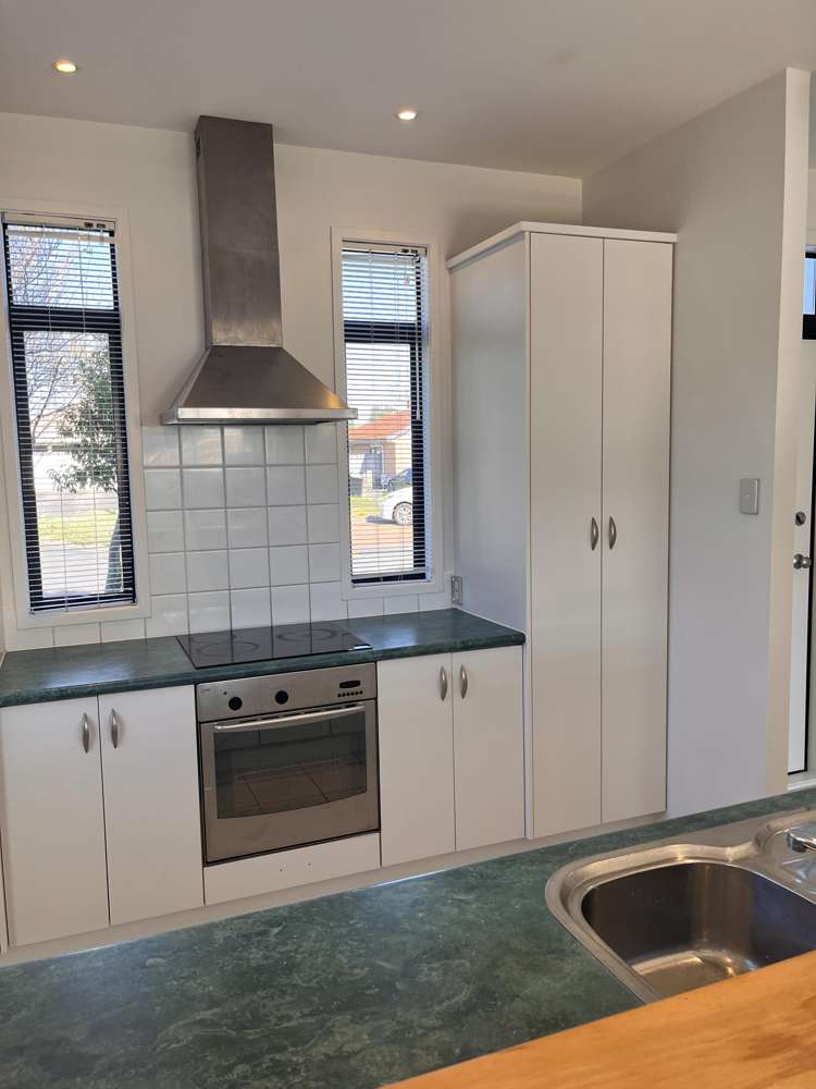 39/2 Armoy Drive East Tamaki_14