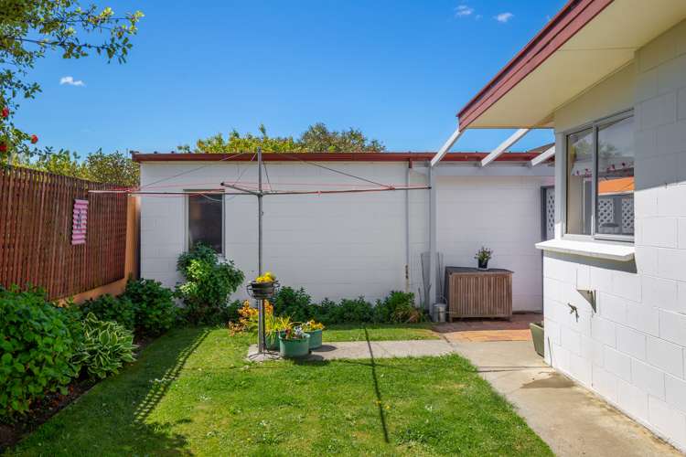 2/15 Ida Street Redwoodtown_14