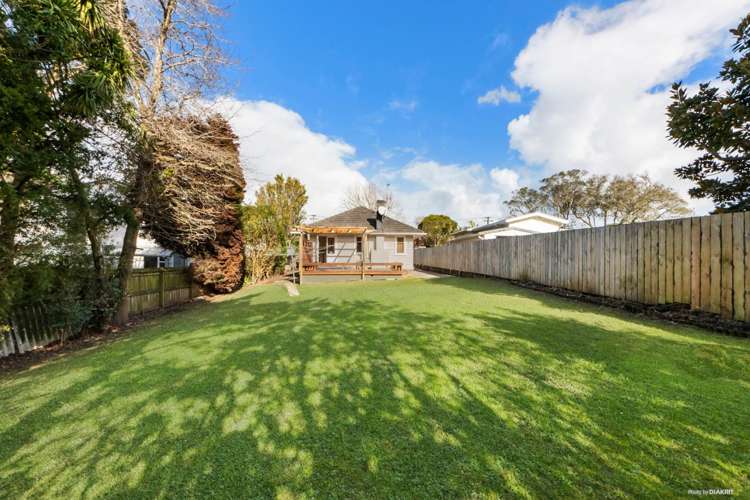 33 Puketea Street Blockhouse Bay_5